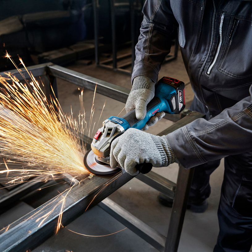 BOSCH BLUE АКУМ. БЕЗЧ. КОМПЛЕКТ 18 V BOSCH BLUE АКУМ. БЕЗЧ. КОМПЛЕКТ 18 V