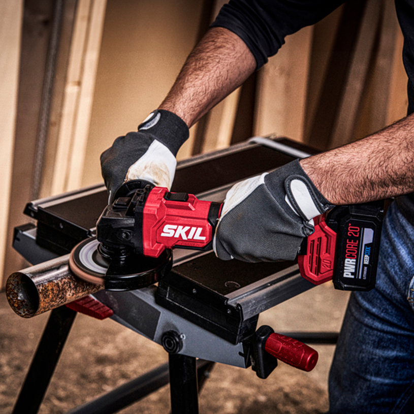 SKIL АКУМУЛАТОРЕН БЕЗЧЕТКОВ ЪГЛОШЛАЙФ SKIL АКУМУЛАТОРЕН БЕЗЧЕТКОВ ЪГЛОШЛАЙФ