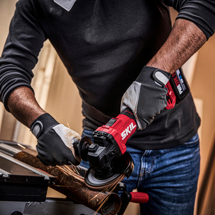 SKIL АКУМУЛАТОРЕН БЕЗЧЕТКОВ ЪГЛОШЛАЙФ SKIL АКУМУЛАТОРЕН БЕЗЧЕТКОВ ЪГЛОШЛАЙФ