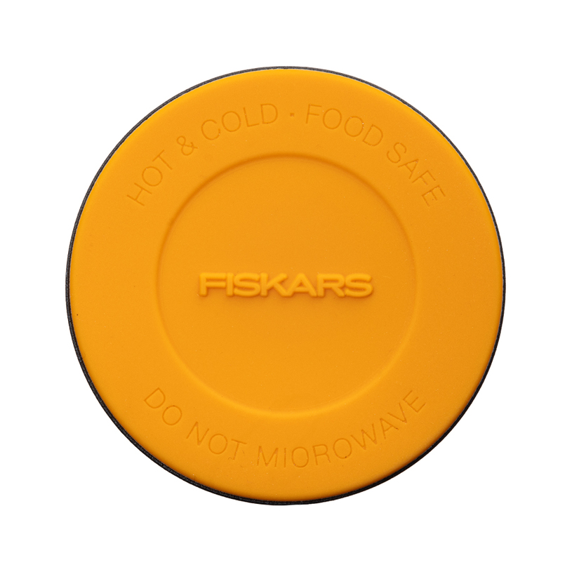 Къмпинг Термо бутилка Fiskars 0.5l blk Къмпинг Термо бутилка Fiskars 0.5l blk