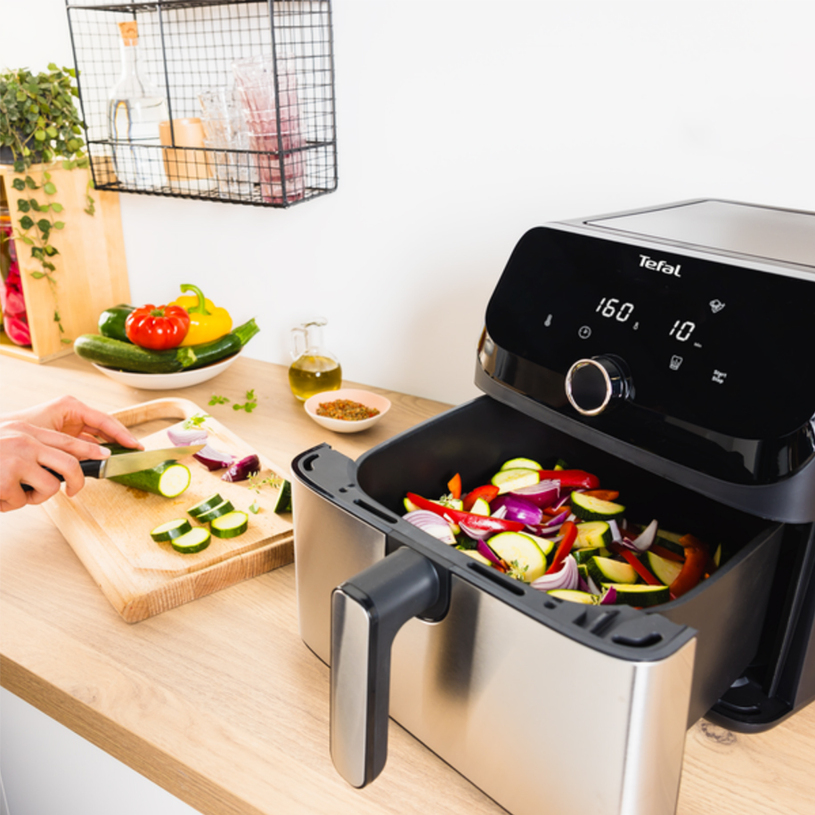 УРЕД ЗА ЗДР. ГОТВЕНЕ EASY FRY MEGA 7.5L УРЕД ЗА ЗДР. ГОТВЕНЕ EASY FRY MEGA 7.5L