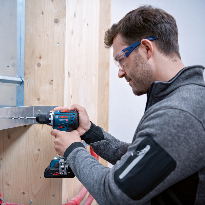 BOSCH BLUE АКУМ.БОРМАШИНА GSR 18V-90 BOSCH BLUE АКУМ.БОРМАШИНА GSR 18V-90