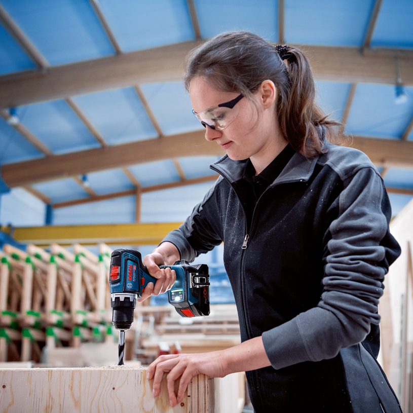 BOSCH BLUE АКУМ.БОРМАШИНА GSR 18V-90 BOSCH BLUE АКУМ.БОРМАШИНА GSR 18V-90