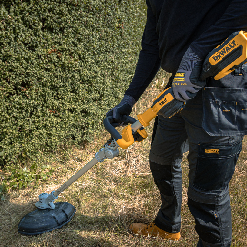 DEWALT АКУМ.ТРИМЕР 18V XR DCMST561P1-QW DEWALT АКУМ.ТРИМЕР 18V XR DCMST561P1-QW