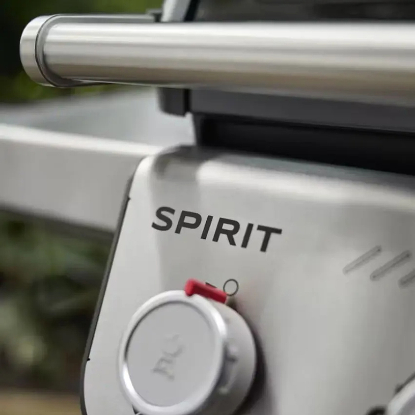 БАРБЕКЮ НА ГАЗ WEBER SPIRIT E-210 BLK БАРБЕКЮ НА ГАЗ WEBER SPIRIT E-210 BLK