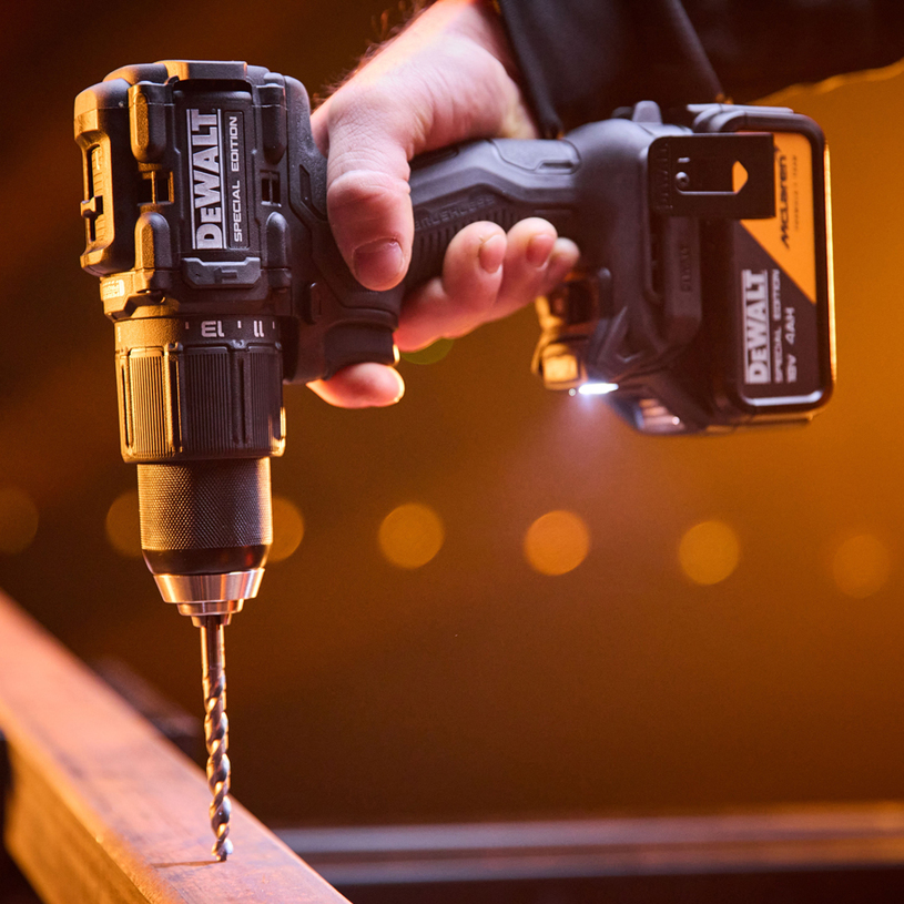DEWALT АК. БЕЗЧ. К-КТ DCK2222MM2T-QW DEWALT АК. БЕЗЧ. К-КТ DCK2222MM2T-QW