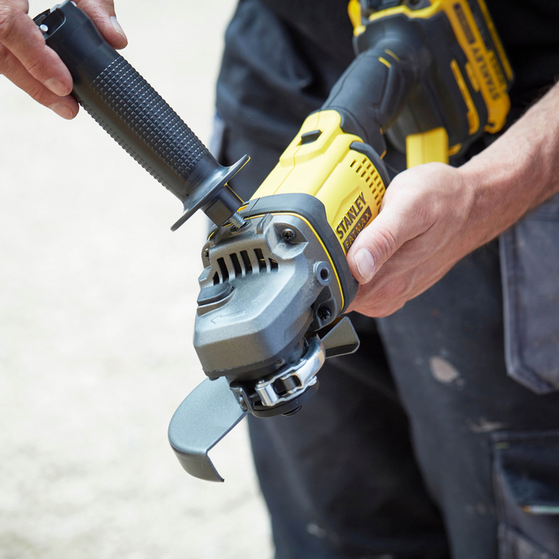 #STANLEY АКУМ.ЪГЛОШЛ.SFMCG400M2K-QW 125m #STANLEY АКУМ.ЪГЛОШЛ.SFMCG400M2K-QW 125m