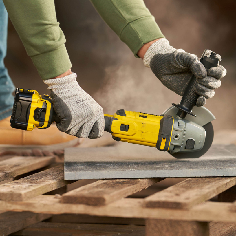 #STANLEY АКУМ.ЪГЛОШЛ.SFMCG400M2K-QW 125m #STANLEY АКУМ.ЪГЛОШЛ.SFMCG400M2K-QW 125m