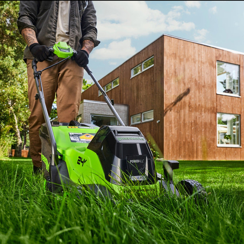 GREENWORKS АКУМ.КОСАЧКА 2520107UB 24V GREENWORKS АКУМ.КОСАЧКА 2520107UB 24V