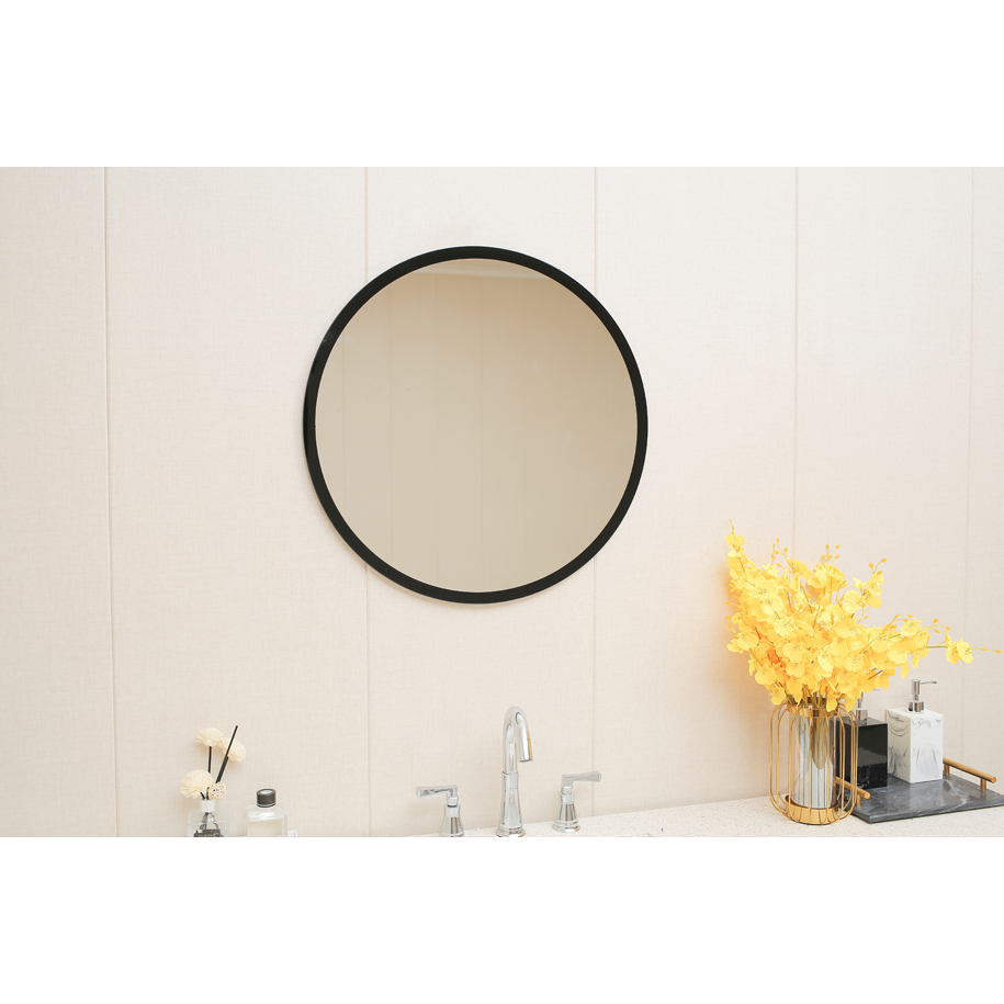 Round Ø60 cm shape that suits standard basins