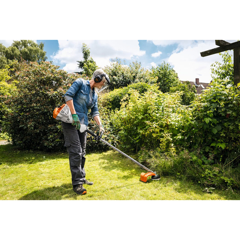STIHL 2-MIX engine with lower fuel use