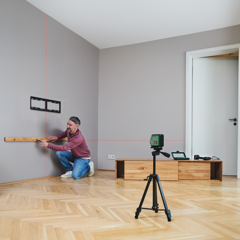 Лазерен нивелир Bosch UniversalLevel 2 със статив