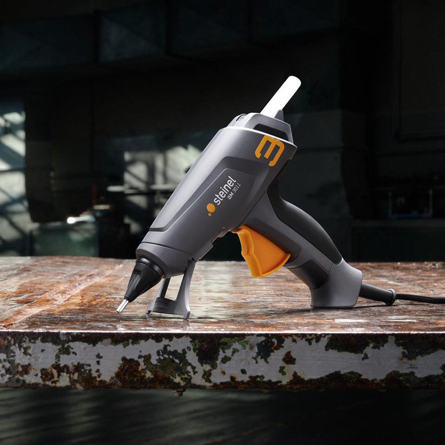 Compatible with Ø 11 mm sticks and optional nozzles