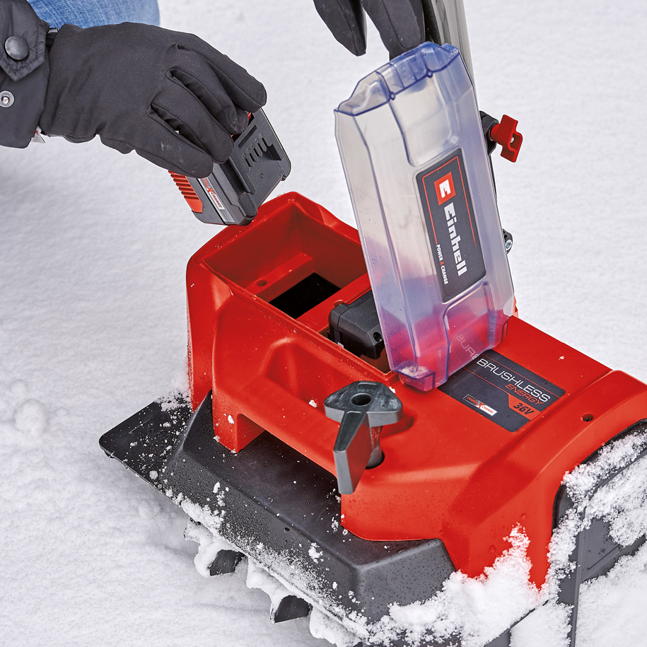 Magnetic battery cover keeps snow and water out