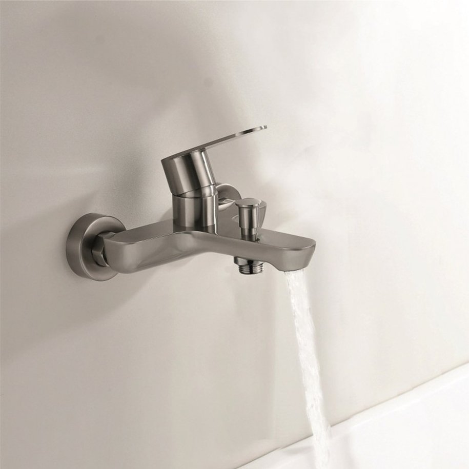 Single-lever control for instant water setting