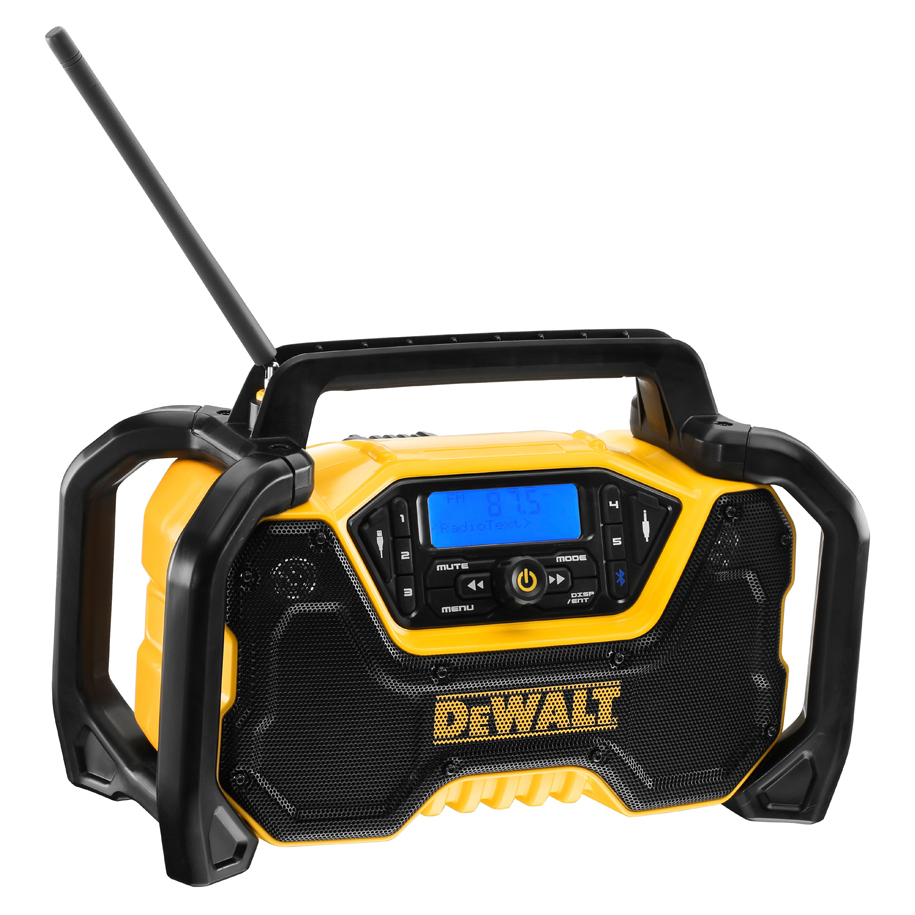 DAB+, FM и Bluetooth с управление от корпуса