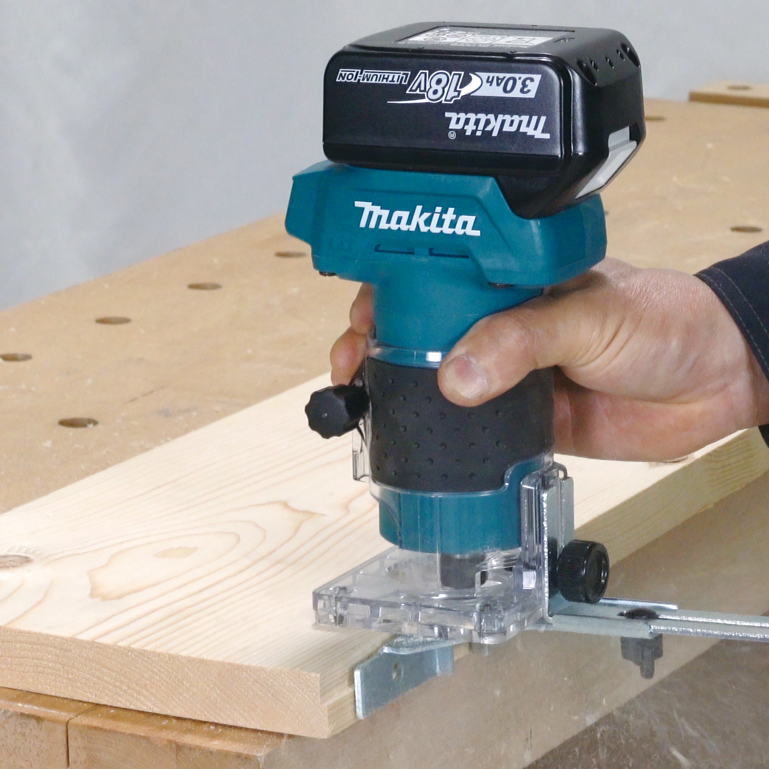 Brushless motor at 30,000 rpm for a smooth cut